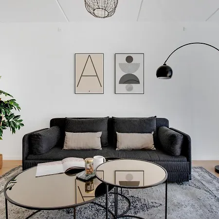 Sanders Field's - Chic Three-bedroom Townhouse With Private Terrace Koppenhága